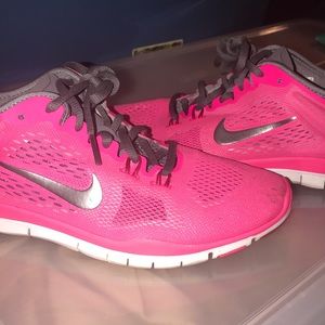 Girls Nike 5.0